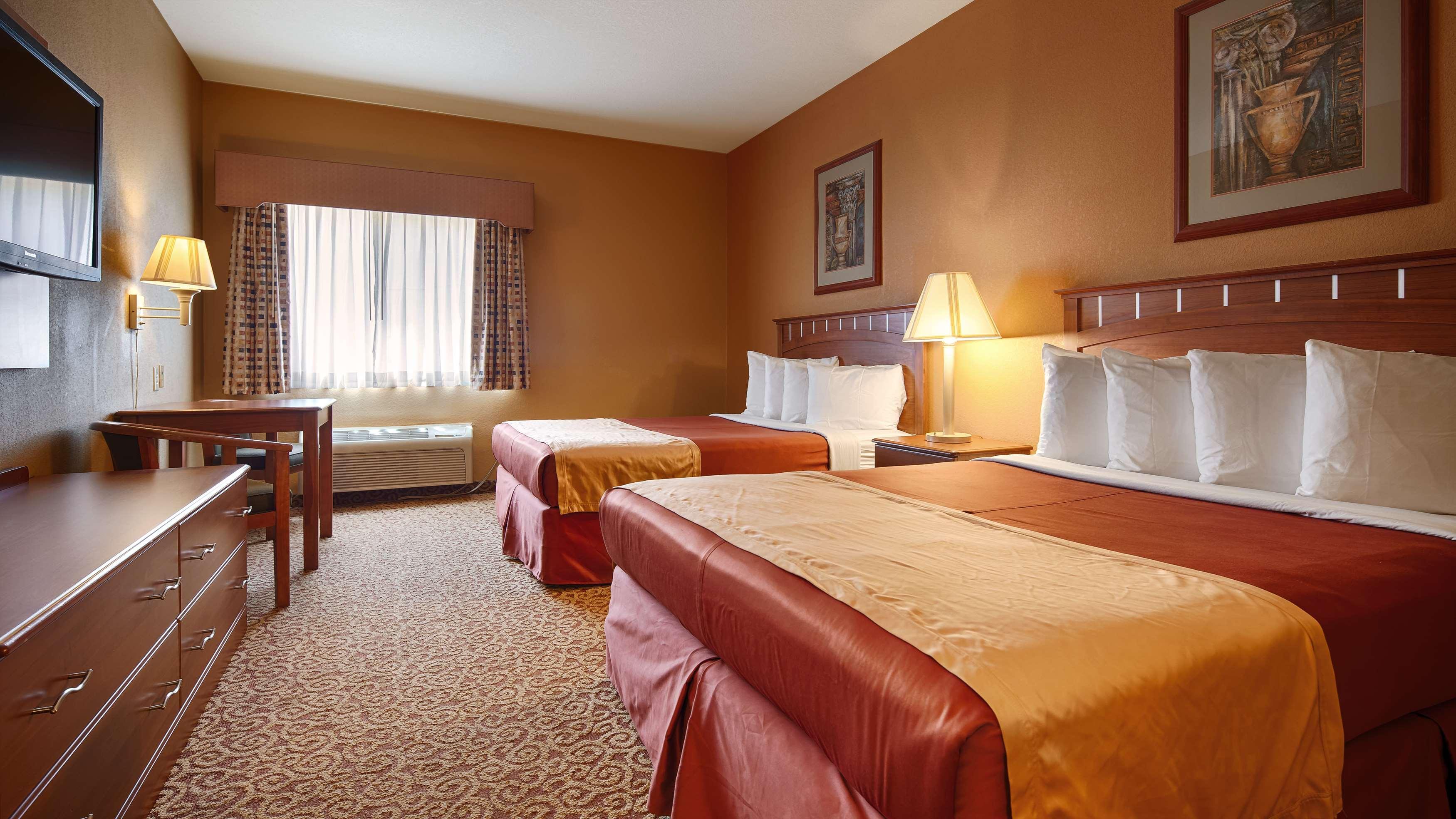 Best Western Plus Hannaford Inn & Suites Kenwood Esterno foto