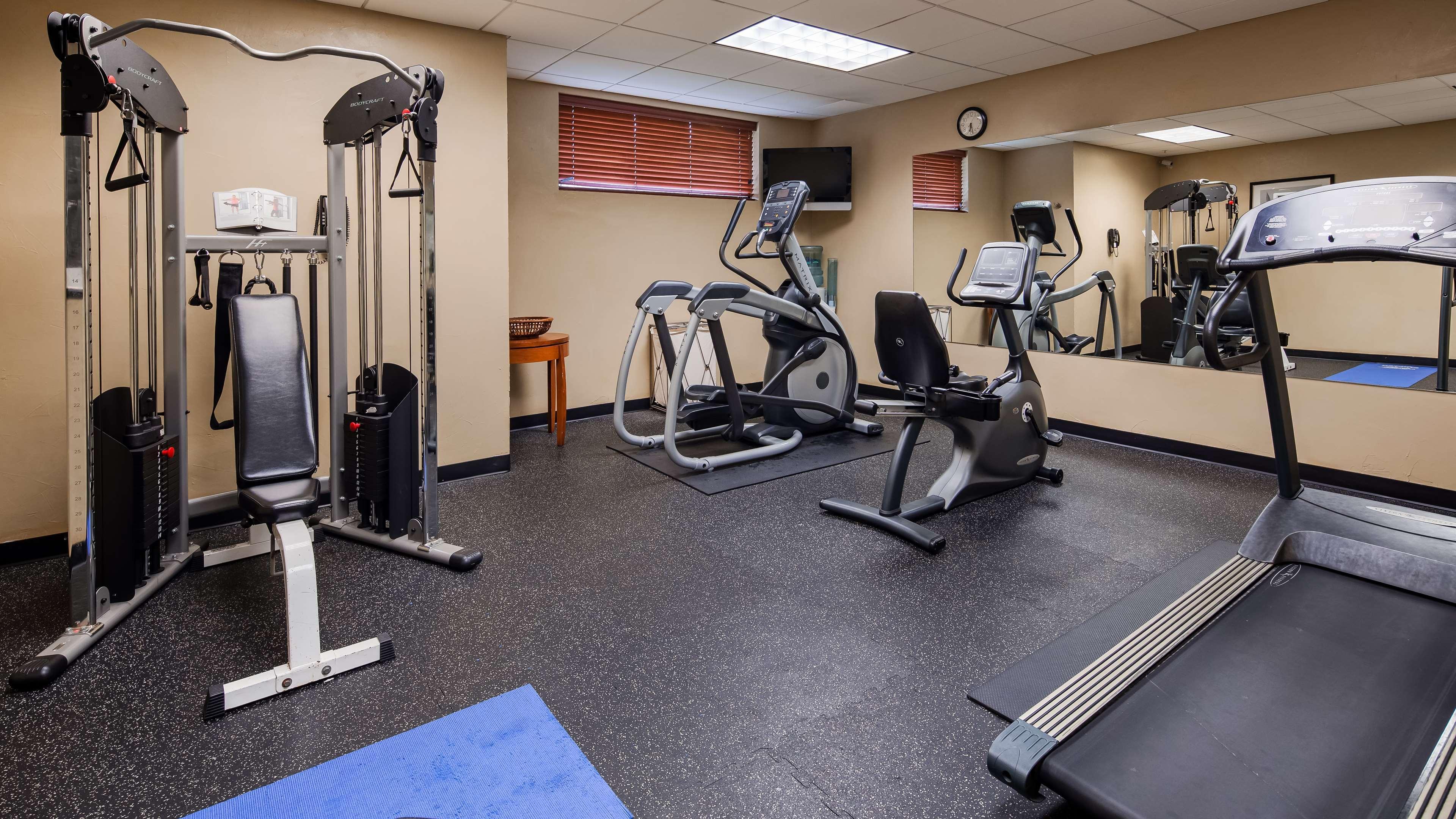 Best Western Plus Hannaford Inn & Suites Kenwood Esterno foto