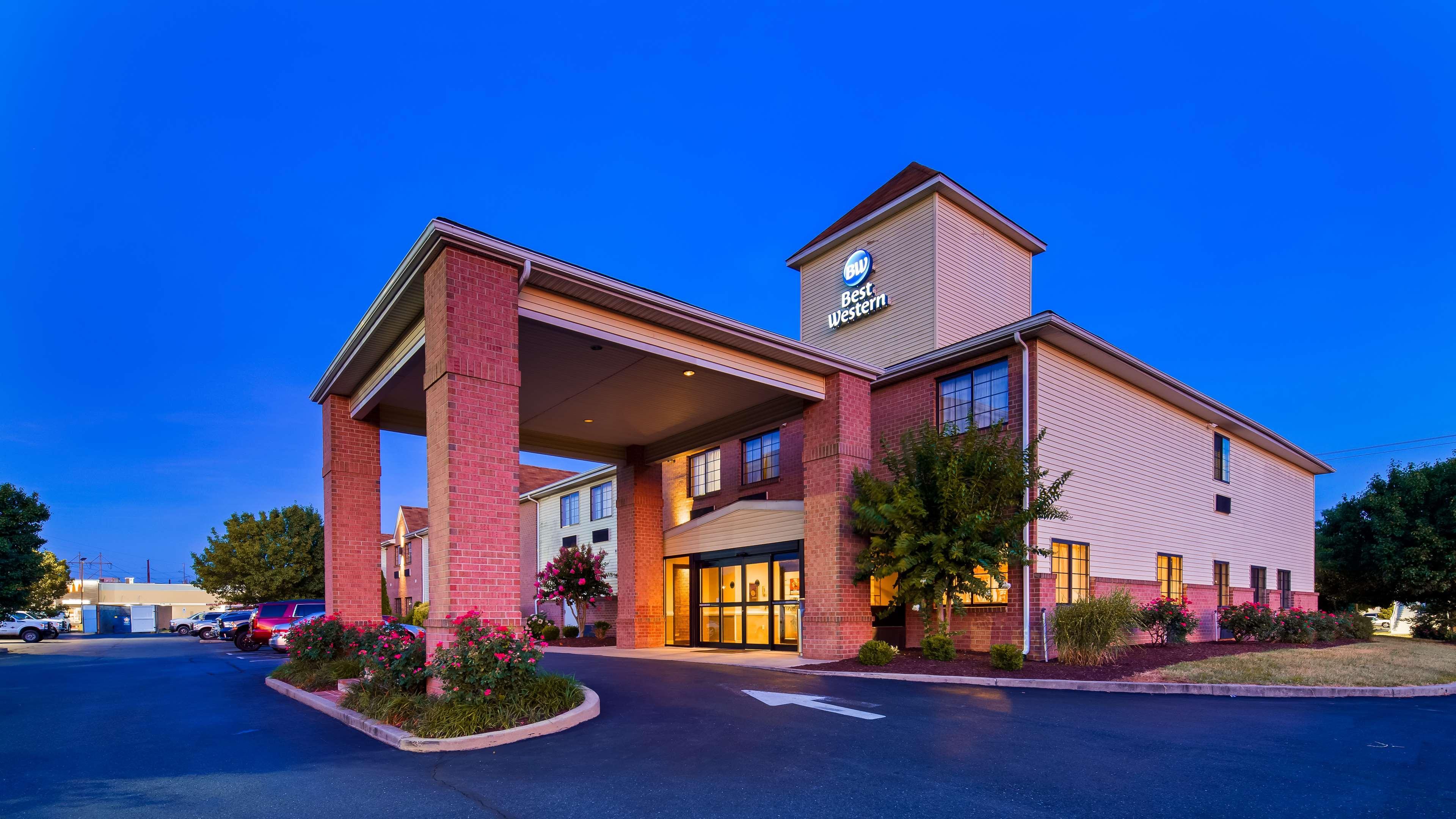 Best Western Plus Hannaford Inn & Suites Kenwood Esterno foto